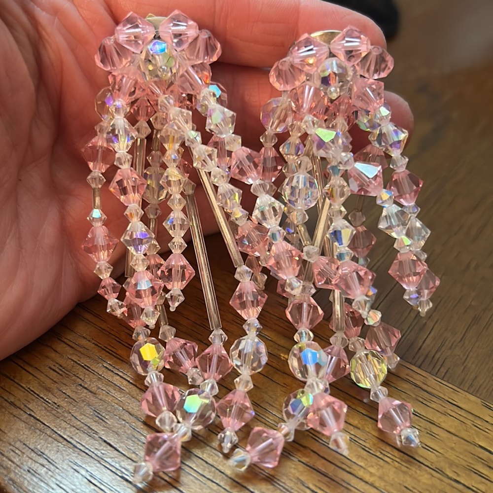 Vintage Hand Made Kato Pink/ Clear Runway Cluster Swarovski Dangle - N Earring🌸